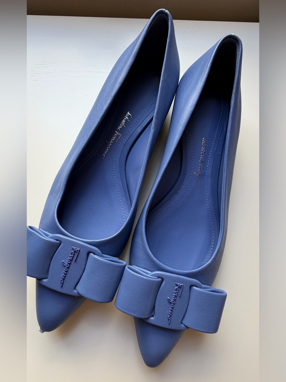 Ferragamo Viva Ballerina Cornflower Blue Leather Flats Size 6 - Picture 3 of 14